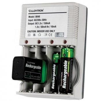 Lloytron Plug In Mains Battery Charger AA / AAA / 9V NiMH / NiCD Recharge B046