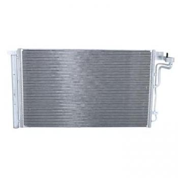 Condensador de aire acondicionado NRF 350540, compatible con sistemas de refrigeración, fabricado en materiales duraderos, diseño compacto para fácil instalación, alta eficiencia térmica, capacidad de enfriamiento optimizada, incluye conexiones está