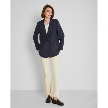 Blazer cruzada cerrada con botones y cuello solapa