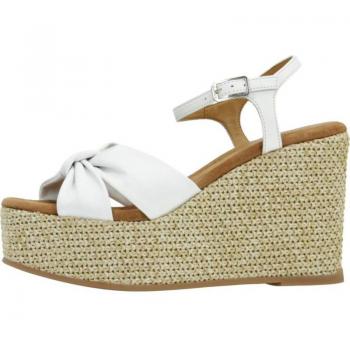 Sandalias de Mujer Unisa Modelo Mater Lmt Color Blanco