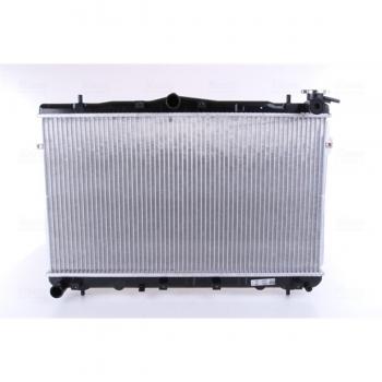 Radiador de refrigeración del motor NISSENS 62298, compatible con vehículos, fabricado en aluminio y plástico, diseñado para una óptima disipación del calor, incluye conexiones precisas para fácil instalación y cumple con las especificaciones OEM