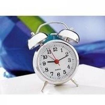 PEARL Retro Despertador: Reloj Despertador de Campana Retro nostálgico con impulsión de Cuarzo