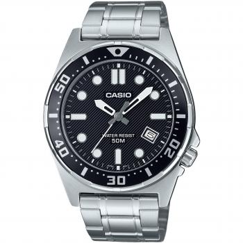 Casio MTD-135D-1AV Men's Stainless Steel Analog Quartz Watch with Black Dial and Calendar