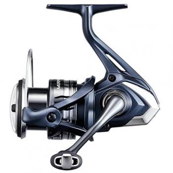 Carrete de Spinning Shimano Miravel 2500, diseño ligero, tecnología de freno Smooth Drag, capacidad de línea 200m/0.20mm, relación de engranaje 5.0:1, construcción resistente al agua