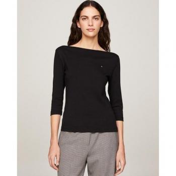 Camiseta de mujer Tommy Hilfiger New Cody con cuello barco y manga tres cuartos, color negro, talla S