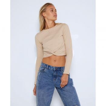 Top de mujer Noisy May cuello redondo y manga larga