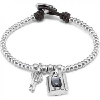 UNO de 50 Confident Silver Plated Bracelet with Key and Lock Charms for Women