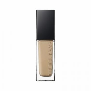 Light Neutral Foundation with SPF 20 and Glow Finish