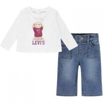 Conjunto Levi's® de Camiseta y Pantalón Cargo Brillante Blanco