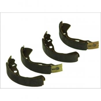 Juego de zapatas de freno ABE C03030ABE con características de alta calidad, diseño específico para vehículos, fácil instalación, durabilidad mejorada y rendimiento óptimo en frenado