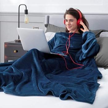 Bedsure Batamanta Mujer Polar Invierno - Bata Manta Hombre para Sofa, Manta con Mangas con Bolsillo Frontal, Tejido Felpa Suave y Acogedor, Azul Marino, 170x200cm