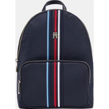 Mochila grande Poppy de nylon reciclado en azul marino con detalles corporativos
