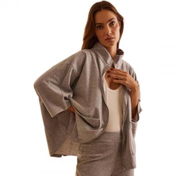 Cárdigan oversize afelpado con cremallera y bolsillos delanteros