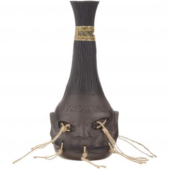Deadhead Rum 6 Years - Ron de México, envejecido durante 6 años, con un perfil de sabor suave y notas de cacao, vainilla y especias