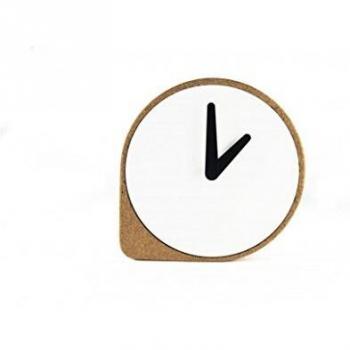 Puik - Reloj de mesa Clork, color natural.