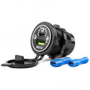 Cargador de coche AMiO 02858 impermeable con puertos USB y USB-C 12/24V