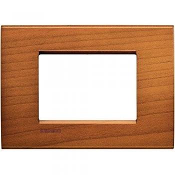 Placa Cuadrada Livinglight Cerezo Americano 3 Módulos BTICINO