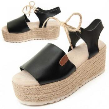 Sandalia De Cuña Para Mujer Montevita Pellis 92325 Negro Talla: 37