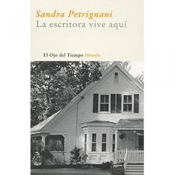 La escritora vive aquí: 7