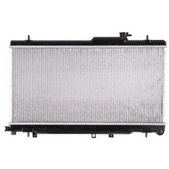 Radiador de refrigeración del motor NISSENS 67709 - Radiador de alta calidad, diseñado para un ajuste perfecto en vehículos, fabricado con materiales duraderos y resistentes a la corrosión, eficiente en la disipación del calor, compatible