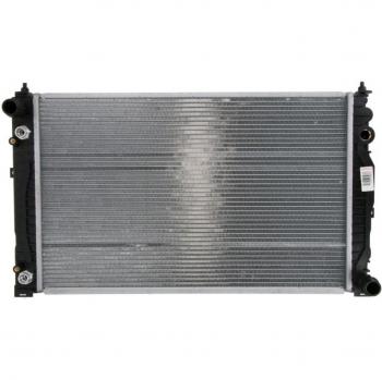 Radiador de refrigeración del motor DENSO DRM02031, tipo: radiador, características: diseño eficiente para la transferencia de calor, fabricado con materiales de alta calidad para durabilidad, compatible con múltiples modelos de vehículos, fácil ins