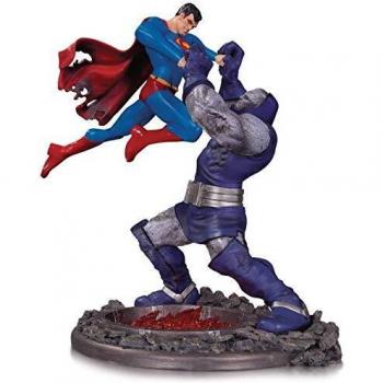 Estatua de Batalla Superman contra Darkseid Tercera EDICIÓN