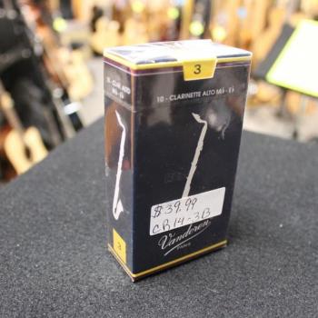 Vandoren Classic Blue Alto Clarinet Reeds 3.0