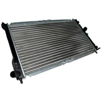 Radiador de refrigeración del motor THERMOTEC D70018TT, tipo de producto: radiador, características: compatible con vehículos específicos, diseño optimizado para eficiencia térmica, construcción duradera y resistente a la corrosión