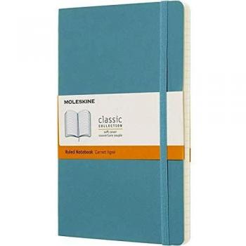 Moleskine Classic Notebook, Taccuino a Righe, Copertina Morbida e Chiusura ad Elastico, Formato Large 13 x 21 cm, Colore Azzurro Blu Reef, 192 Pagine