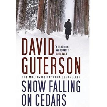 Nevando sobre Cedros de David Guterson - Novela de ficción literaria