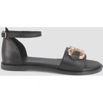Sandalias planas de mujer de piel en negro