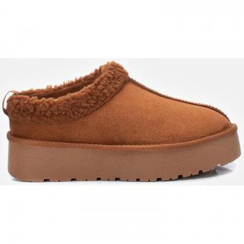 Zapatillas de casa Xti para mujer en color camel