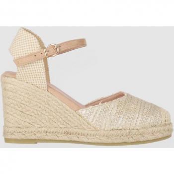 Alpargatas de cuña Chika10 New Nadia 02 en dorado