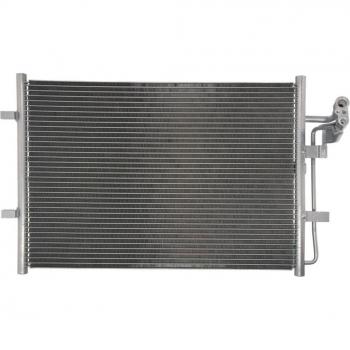 Condensador con secador THERMOTEC KTT110595 para aire acondicionado MAZDA 3 Hatchback, dimensiones 567 x 345 mm, conexión de 16 mm