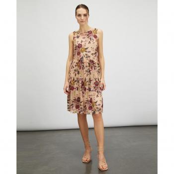 Vestido corto de tul bordado sin mangas