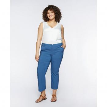 Pantalón recto tobillero con bolsillos americanos