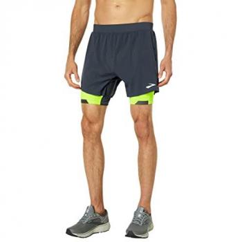 Pantalón de running Brooks Run Visible 5 2-en-1 color asfalto/noche, con diseño reflectante para visibilidad, tejido ligero y transpirable, cintura elástica con cordón ajustable, y bolsillos laterales