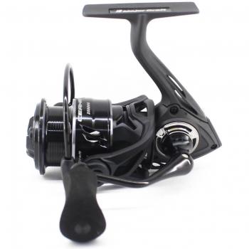 Carrete de Spinning Major Craft Ceana 2500HG, características: tamaño 2500, relación de transmisión alta (HG), diseño ligero y duradero, sistema de freno suave, rodamientos de acero inoxidable, ideal para pesca