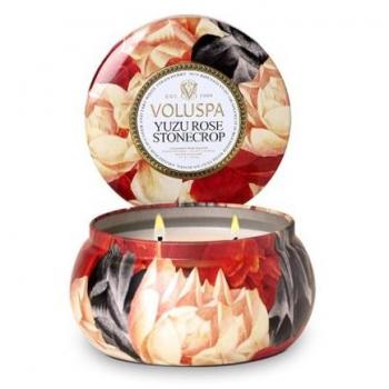 Voluspa - Vela aromática Maison Jardín yuzu rose stnecrop