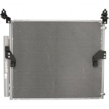 Condensador de aire acondicionado NISSENS NIS 940617, compatible con sistemas de climatización, fabricado en aluminio, alta eficiencia térmica, diseño optimizado para un mejor flujo de aire, resistencia a la corrosión y durabilidad