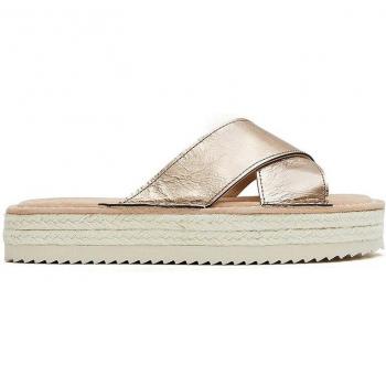 Sandalias de plataforma para mujer en color dorado