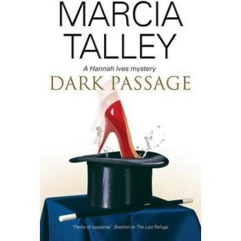 Libro de misterio Pasaje Oscuro - Marcia Talley, Edición en tapa blanda