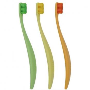 Cepillo Dental Sostenible Trio Colores - Bioplástico, 6750 Cerdas Suaves, Fabricado en Alemania, Diseño Italiano