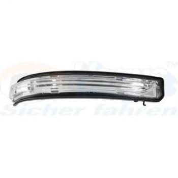 Piloto intermitente VAN WEZEL 3018916 con características de lado flasher, diseño específico para vehículos, fácil instalación, alta visibilidad y cumplimiento de normativas de seguridad