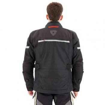REV'IT! Chaqueta de Moto Outback 4 H2O Negra - Chaqueta textil de motocicleta, impermeable, con forro térmico extraíble, ventilaciones ajustables, protección CE en hombros y codos,
