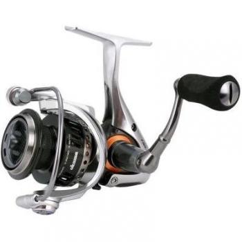 Molinete de Spinning Okuma Helios SX 4000 HS con alta velocidad y diseño ligero