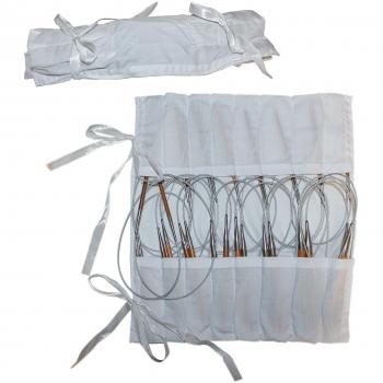 Set Agujas de Tejer Circulares 16 Piezas Bambú con Funda por Curtzy - Tamaños de 2mm a 10mm - 80cm de Largo - Funda Enrollable de Algodón Blanco - Cables de Acero - Perfecto para Principiantes