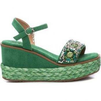 Sandalia de mujer Xti 142677 verde con cuña de 9cm y hebilla