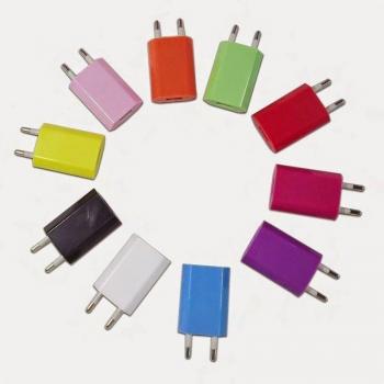 Adaptador USB 5V 1A Cargador para Smartphone y Tablet - Varios Colores