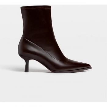 Stradivarius Stiletto Heel Boots with Stretch Legs in Brown